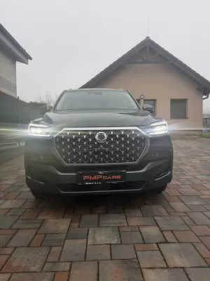 SsangYong Rexton Premium 2.2 diesel AWD AT FULL výbava 7 miest